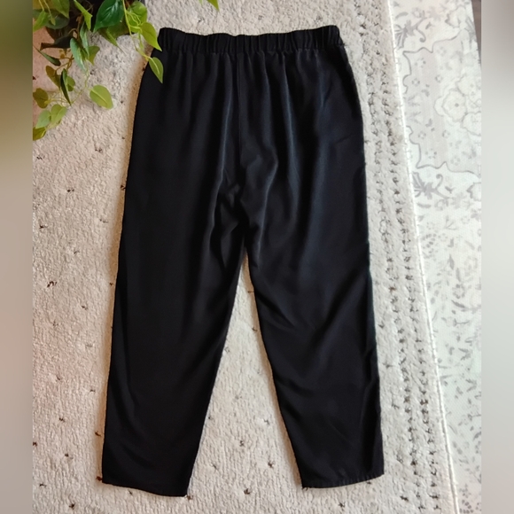 Eileen Fisher B - Picture 3 of 6